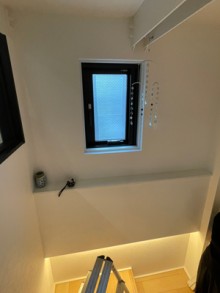 寒さ対策！断熱仕様のドアとインプラスで快適生活　港区S様邸